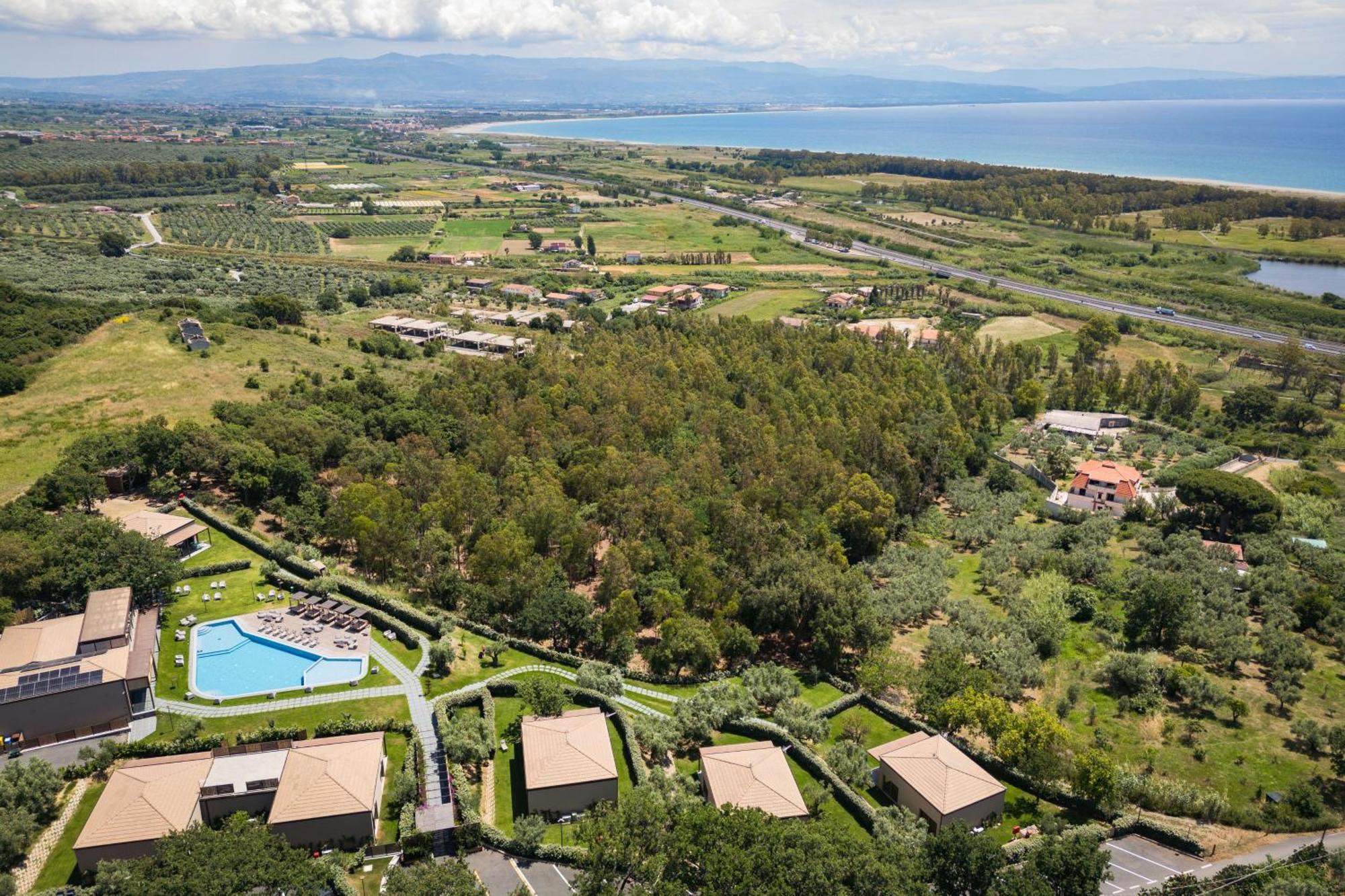 Hang Loose Cottage Hotel & Resort 4 Stelle Gizzeria Calabria المظهر الخارجي الصورة